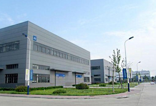 保定森泉園林古建筑工程有限公司專注自行車噴泉制作，技術(shù)團(tuán)隊(duì)全程把控質(zhì)量。提供踩動自行車噴泉設(shè)計(jì)與施工，打造獨(dú)特景觀吸引力:噴泉工程
